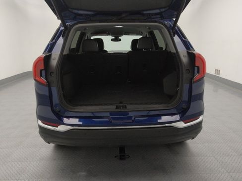 Used 2022 GMC Terrain SLT image 29