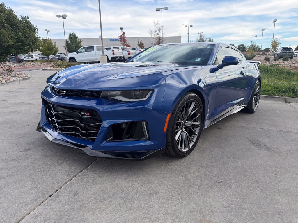 Used 2022 Chevrolet Camaro ZL1 RWD image 3