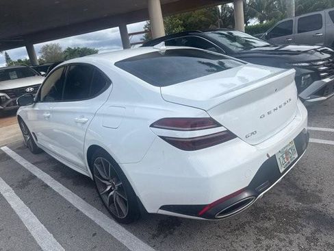 Used 2025 Genesis G70 2.5T image 8