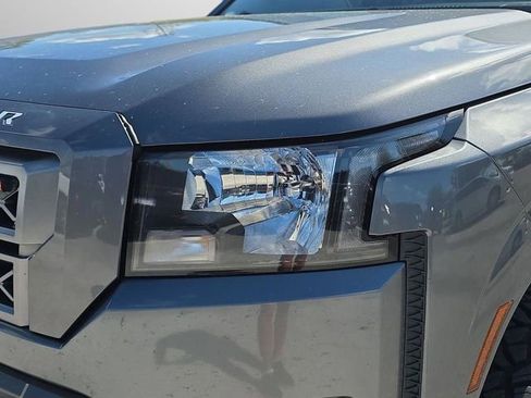 Used 2022 Nissan Frontier SV image 38