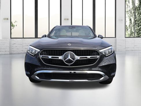 Used 2026 Mercedes-Benz GLC 300 4MATIC image 8