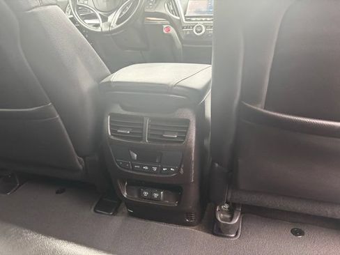 Used 2018 Acura MDX w/ Technology Package AWD/4WD image 16