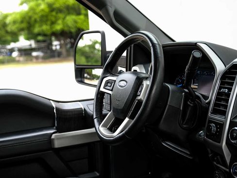 Used 2021 Ford F250 Lariat w/ Tremor Off-Road Package AWD/4WD image 19