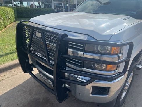Used 2016 Chevrolet Silverado 2500 LT AWD/4WD image 5