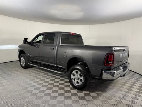 Used 2025 RAM 2500 Big Horn AWD/4WD image 10