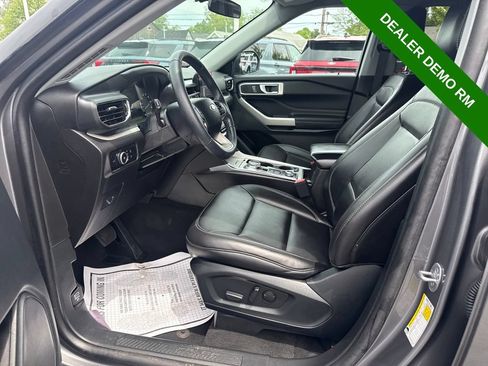 Used 2024 Ford Explorer XLT w/ Equipment Group 202A AWD/4WD image 24