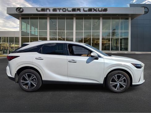 Used 2024 Lexus RX 350 Premium w/ Accessory Package AWD/4WD image 2