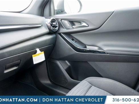 New 2026 Chevrolet Equinox LT image 11