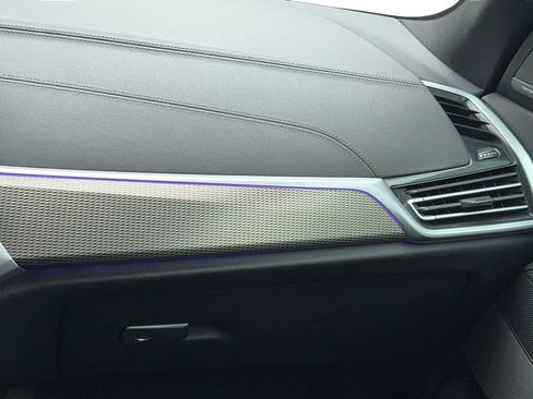 Used 2023 BMW X5 xDrive40i w/ M Sport Package image 18