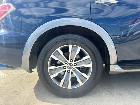 Used 2018 Nissan Armada SL image 24