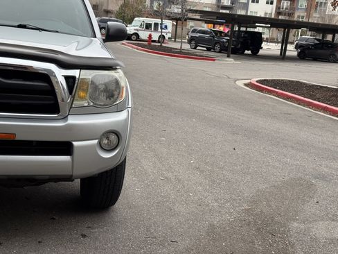 Used 2007 Toyota Tacoma 4x4 Double Cab image 11