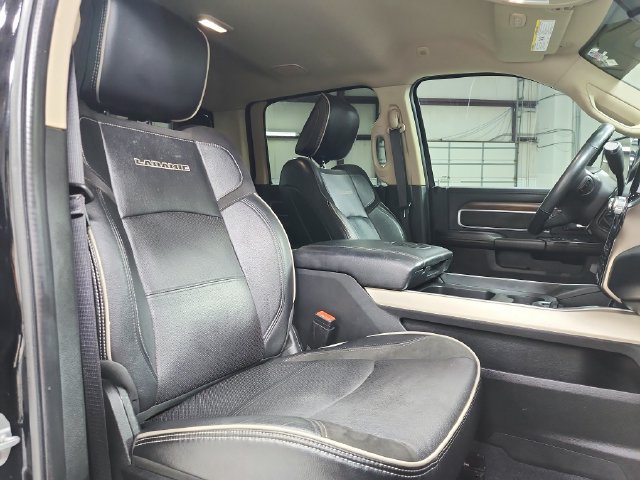 Used 2022 RAM 3500 Laramie AWD/4WD image 39