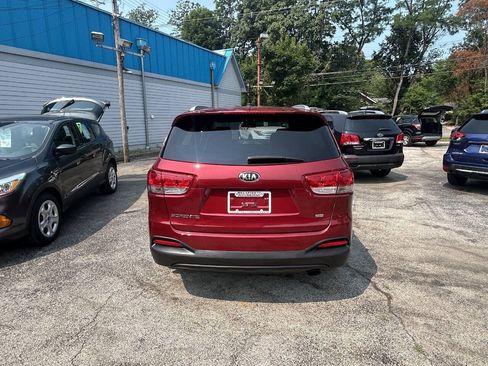 Used 2017 Kia Sorento AWD image 11