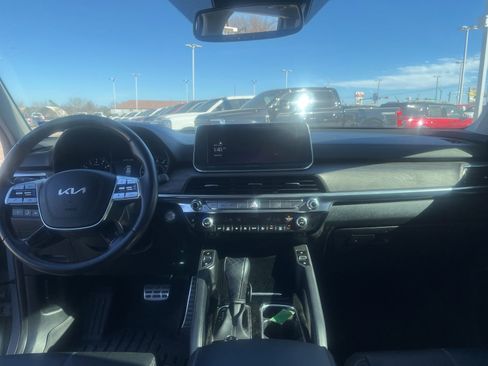 Used 2022 Kia Telluride SX w/ Nightfall Edition Package image 11