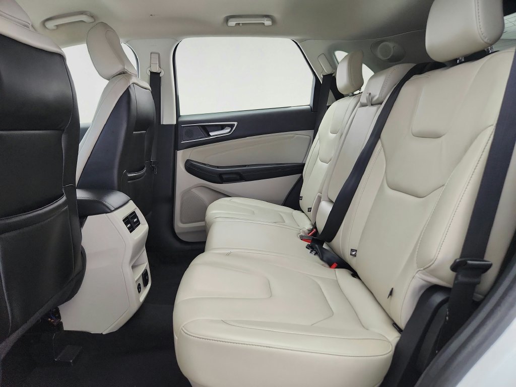 Used 2021 Ford Edge Titanium AWD/4WD image 26