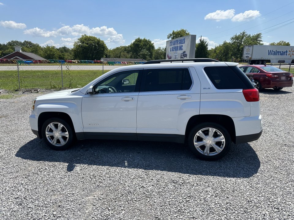 Used 2017 GMC Terrain SLE w/ Convenience Package AWD/4WD image 8