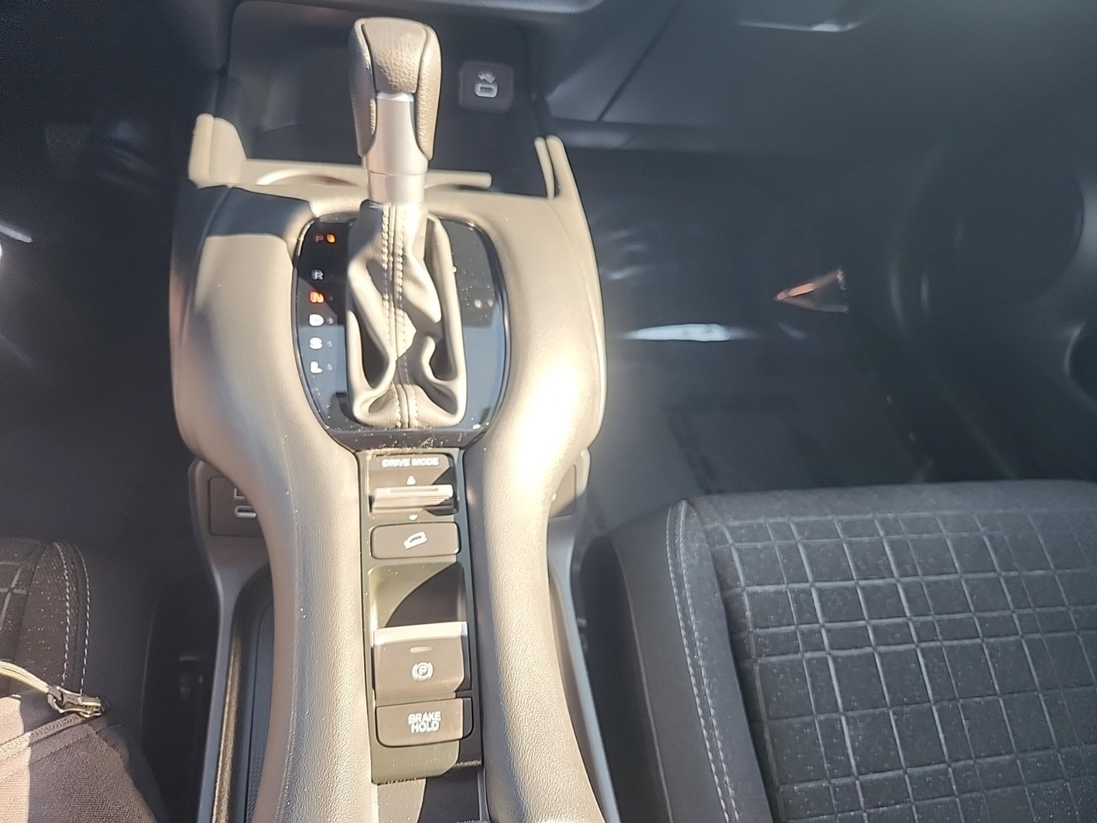 Used 2024 Honda HR-V LX image 21