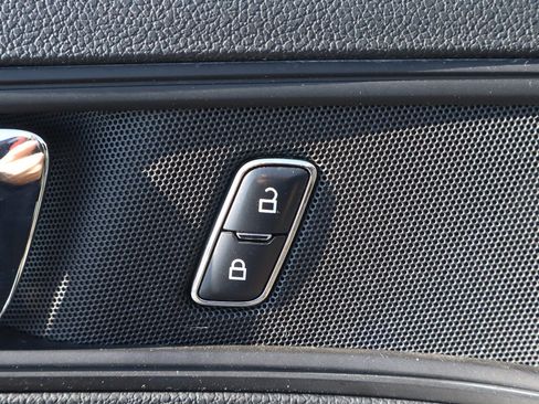 Used 2017 Ford Explorer FWD image 14