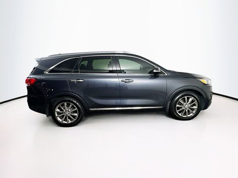 Used 2017 Kia Sorento SX image 10