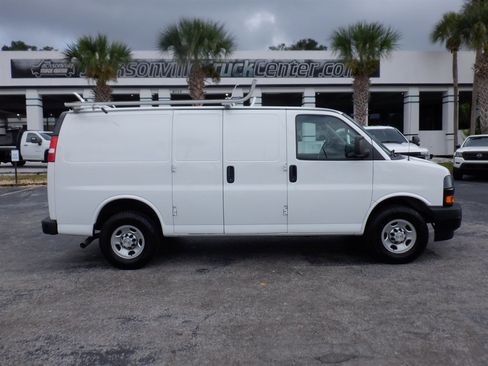 Used 2022 Chevrolet Express 2500 w/ Driver Convenience Package image 1
