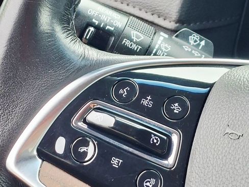 Used 2020 Cadillac Escalade Luxury AWD/4WD image 30