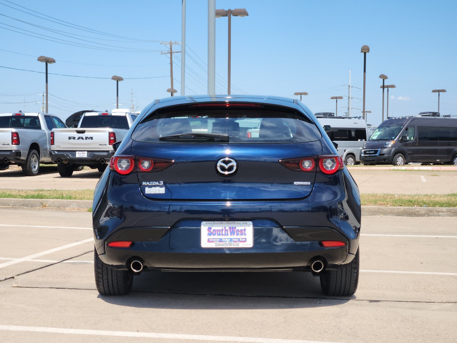 Used 2023 MAZDA MAZDA3 s FWD image 8