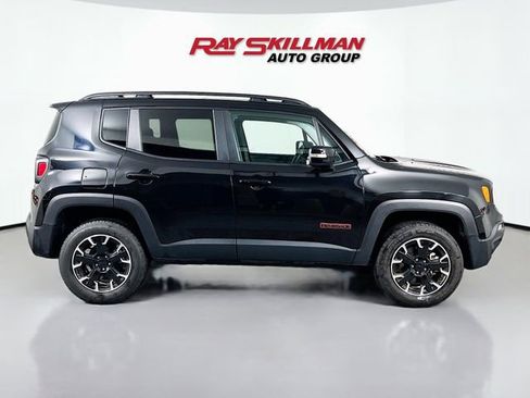 Used 2023 Jeep Renegade Trailhawk AWD/4WD image 8