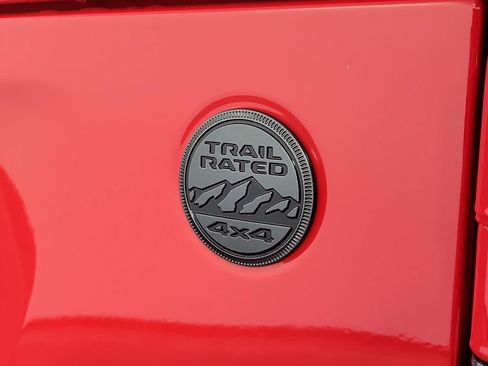 Used 2025 Jeep Wrangler Unlimited Sport AWD/4WD image 7