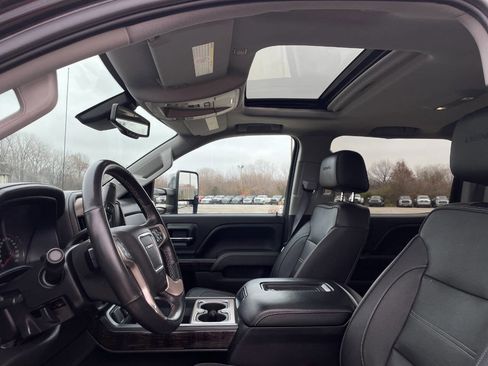 Used 2016 GMC Sierra 3500 Denali w/ Duramax Plus Package image 23