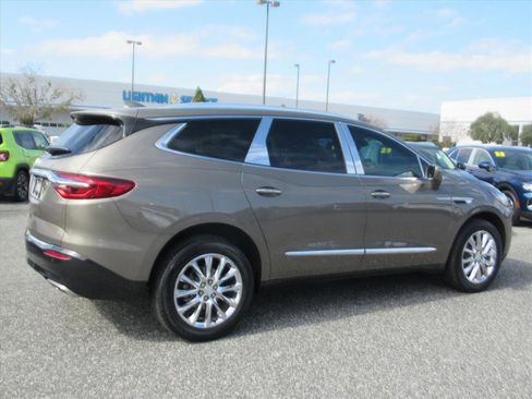 Used 2020 Buick Enclave Premium w/ Surround and Sites Package image 6