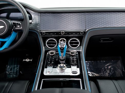 New 2025 Bentley Continental GTC image 33