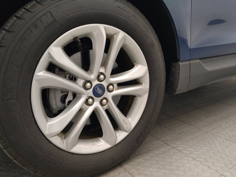Used 2020 Ford Edge SEL w/ Convenience Package FWD image 31