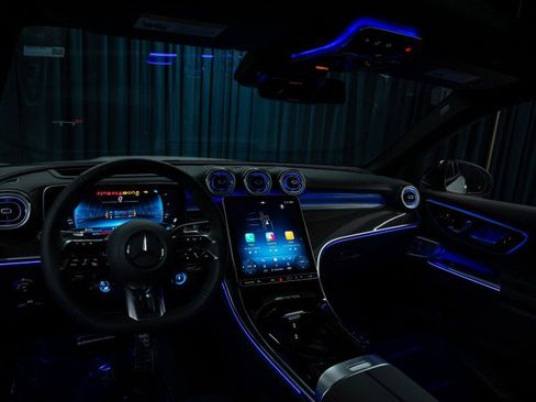 New 2026 Mercedes-Benz GLC 43 AMG 4MATIC image 13