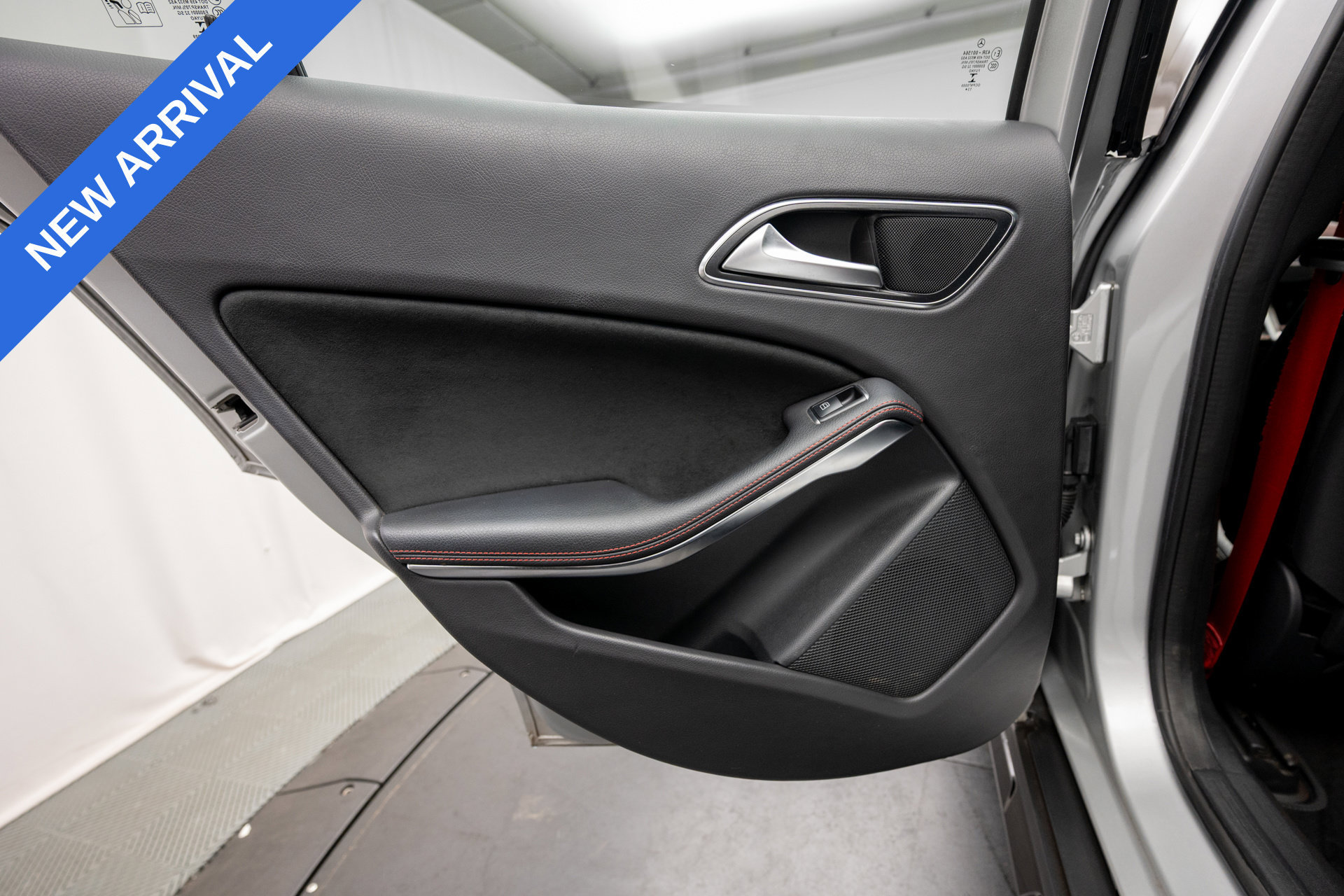 Used 2015 Mercedes-Benz GLA 45 AMG 4MATIC image 38