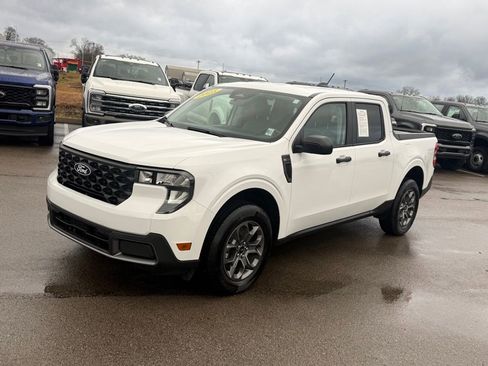 Used 2025 Ford Maverick XLT image 38