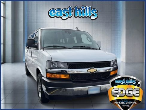 Certified 2025 Chevrolet Express 3500 LT w/ LT Preferred Equipment Group RWD image 1