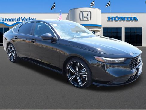 Used 2023 Honda Accord Sport image 1