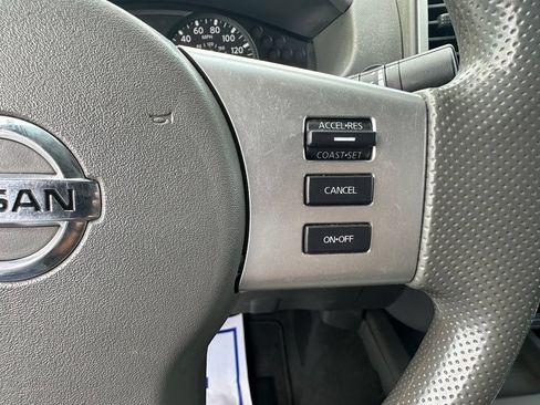 Used 2019 Nissan Frontier SV AWD/4WD image 15