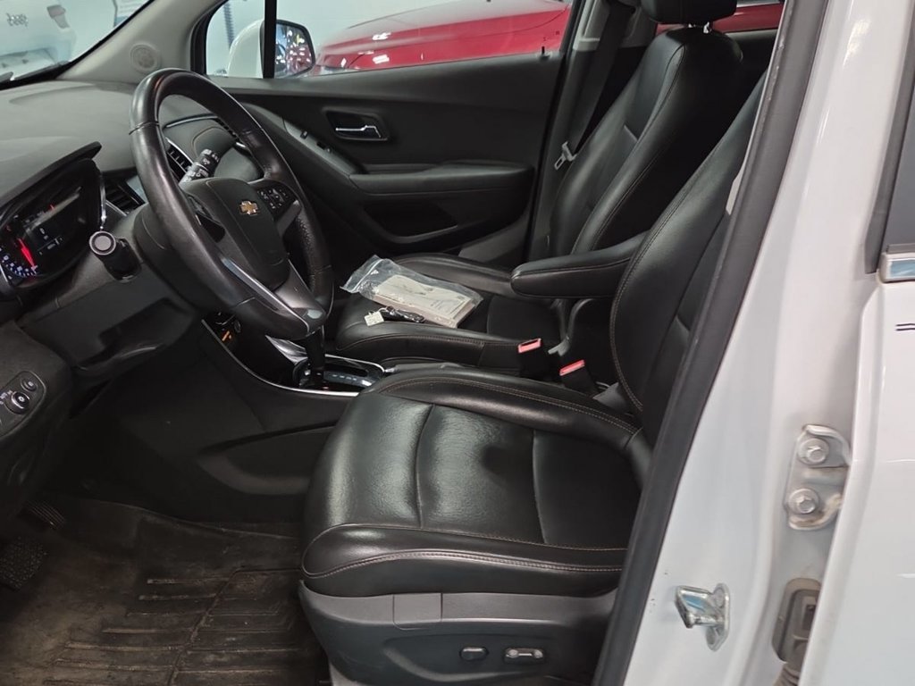 Used 2017 Chevrolet Trax Premier AWD/4WD image 8