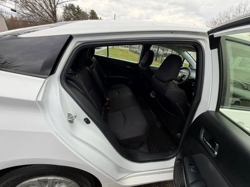 Used 2022 Toyota Prius LE image 16