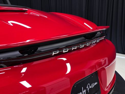 Used 2021 Porsche 718 Boxster RWD image 5