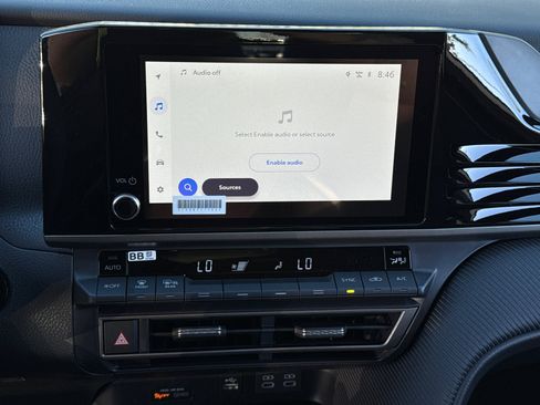 New 2026 Toyota Camry Hybrid FWD image 29