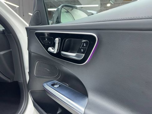 Used 2022 Mercedes-Benz C 300 Sedan image 41