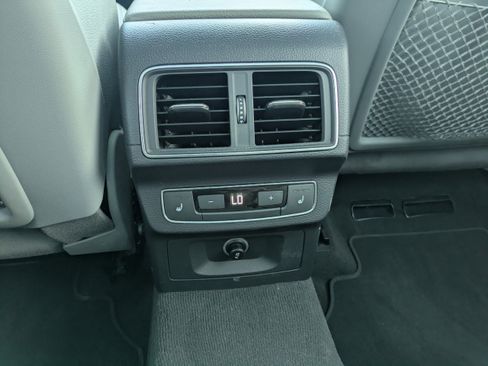 Used 2018 Audi Q5 2.0T Premium Plus w/ Premium Plus Package image 15