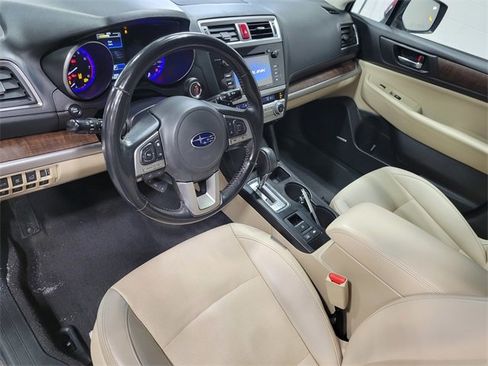 Used 2016 Subaru Outback 2.5i Limited image 11