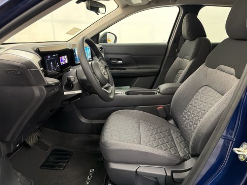 New 2026 Nissan Kicks SV w/ SV Premium Package FWD image 14