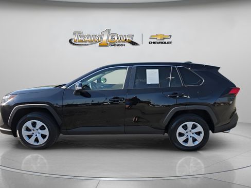 Used 2025 Toyota RAV4 LE image 5