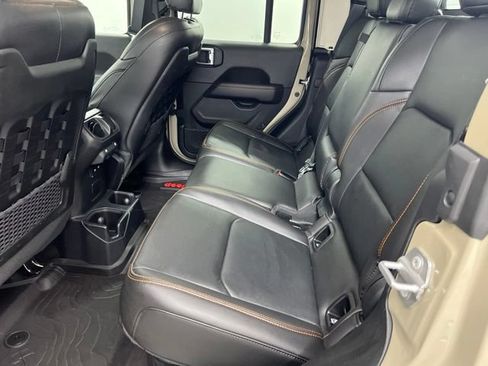 Used 2022 Jeep Gladiator Mojave w/ LED Lighting Group AWD/4WD image 11