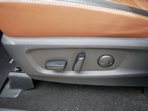 Certified 2023 Nissan Pathfinder Platinum AWD/4WD image 15