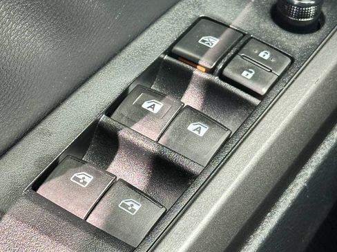 Used 2020 Toyota Tacoma TRD Sport w/ Technology Package AWD/4WD image 42